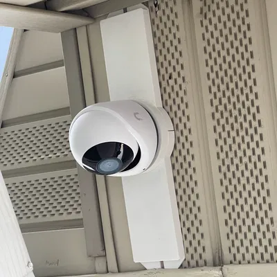 Unifi G6 Turret - Soffit Mount (Bát gắn camera lên soffit)