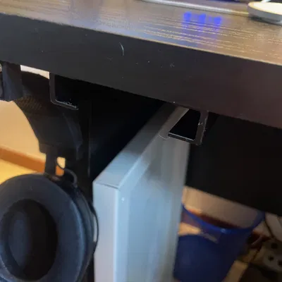 Ngàm MagSafe gắn dưới bàn kiểu tàng hình – iPhone 12 Mini