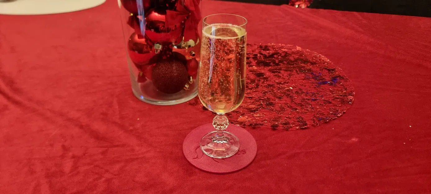 Đế lót ly thủy tinh Ngựa 2026 (2026 Year of the Horse glass coaster) - Image 2