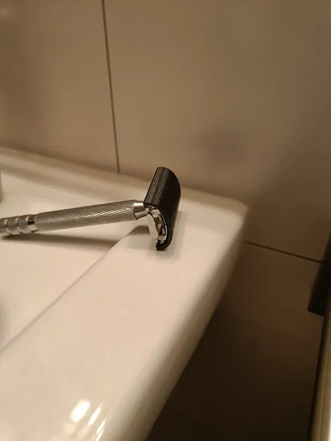 Wilkinson Sword - Nắp đậy du lịch (Travel cap) bản remix - Image 1