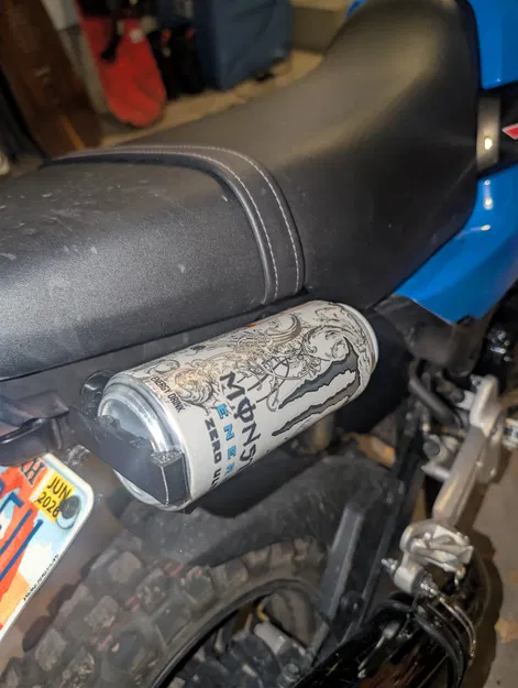 Kẹp lon 16oz (Monster Energy) cho Honda Grom - Image 2