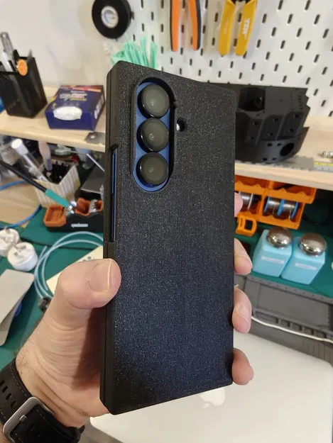 Ốp lưng Samsung Galaxy Z Fold 7 - tương thích MagSafe - Image 2