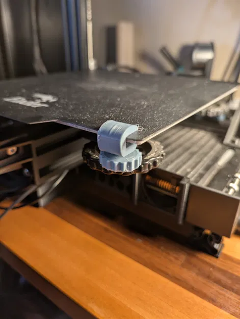 Kẹp (Clamp) giữ Build Plate vào Bed - Image 1