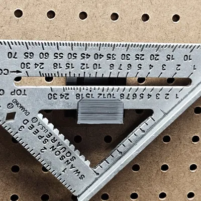 Móc treo thước ê-ke speed square cho pegboard