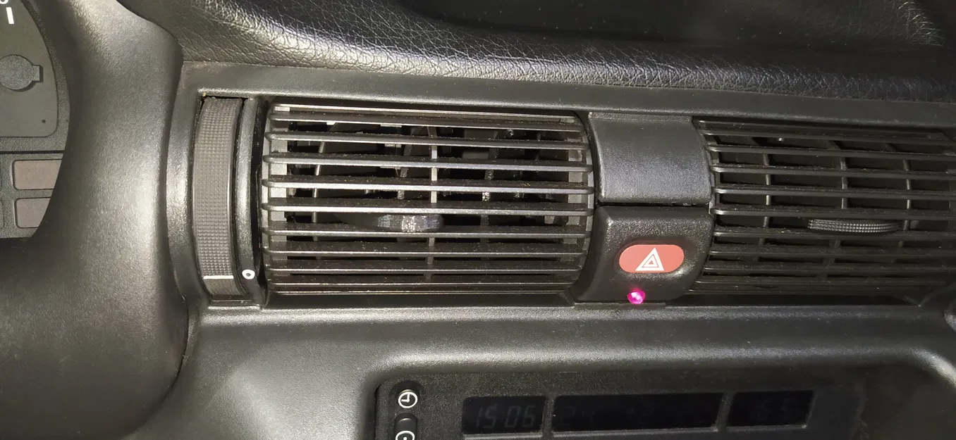 Nan cửa gió (air vent fins) cho Astra F - Image 3