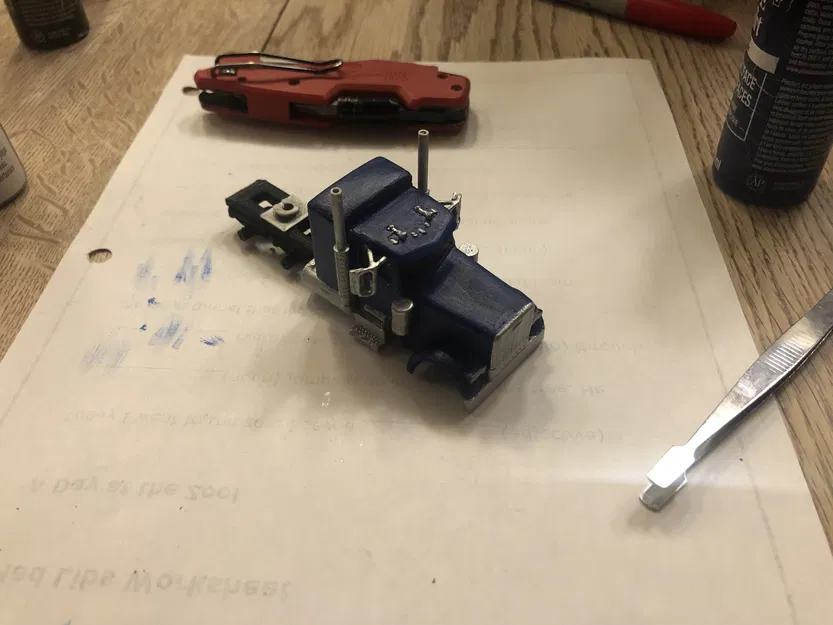 Xe đầu kéo Peterbilt tandem tỉ lệ 1:64 - Image 7