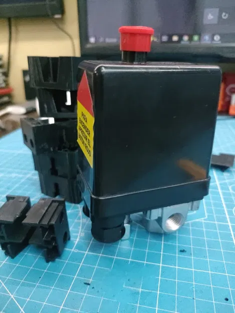 Hệ thống bên trong gia cố cho công tắc áp suất máy nén (phụ tùng chức năng) - Image 1