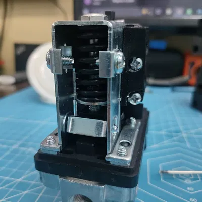 Hệ thống bên trong gia cố cho công tắc áp suất máy nén (phụ tùng chức năng)