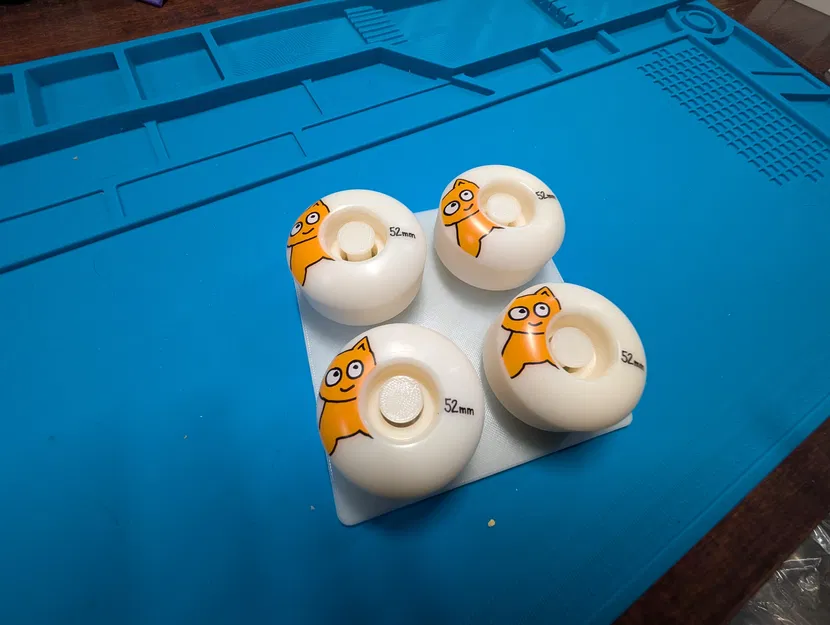 Giá Treo Bánh Xe Ván Trượt Lên Tường - Image 3