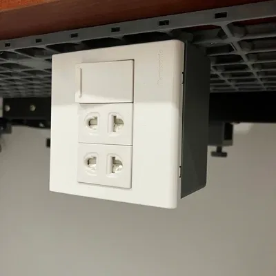 Hộp điện kèm Multiconnect