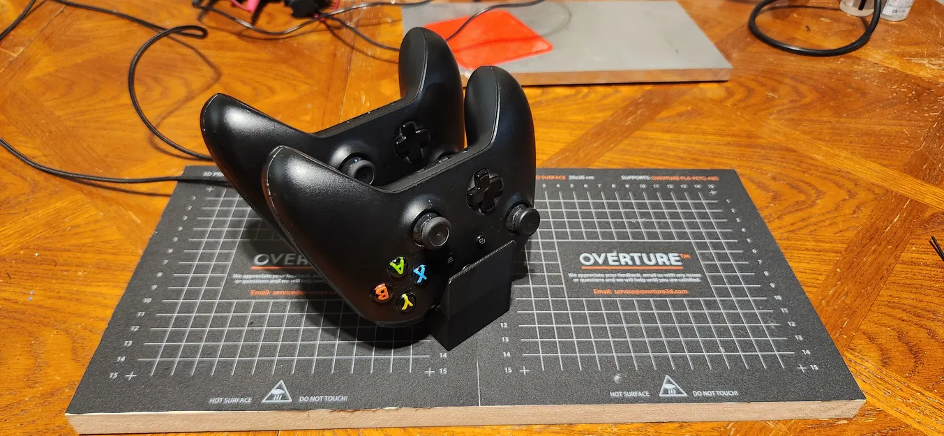 Đế Sạc Kép cho Tay Cầm Xbox One - Image 1