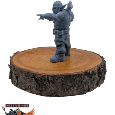 Goblin Boss - Mô hình Miniature Sẵn Sàng In