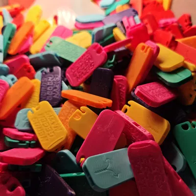 Còi "Nerds chống Phát xít" Phiên bản Dẹt