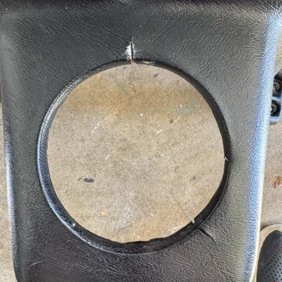 Vòng viền che nứt quanh cần số Triumph TR6 (gearshift trim ring)