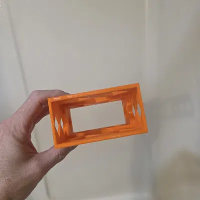 Giá treo/đỡ chai Bodywash lộn ngược (Bodywash holder)