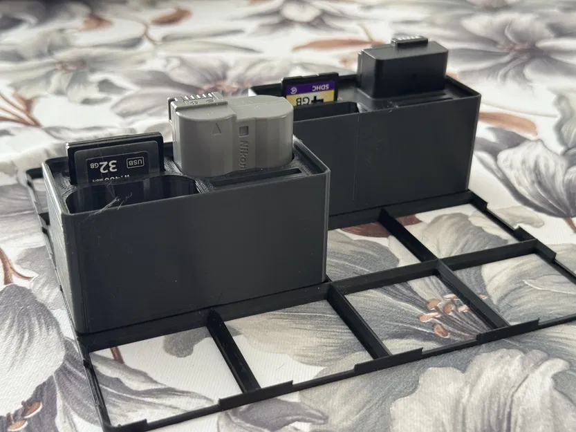 GridNikFinity: Hộp Gridfinity 2x1 cho 2 pin Nikon EN-EL15 & 4 thẻ XQD - Image 3