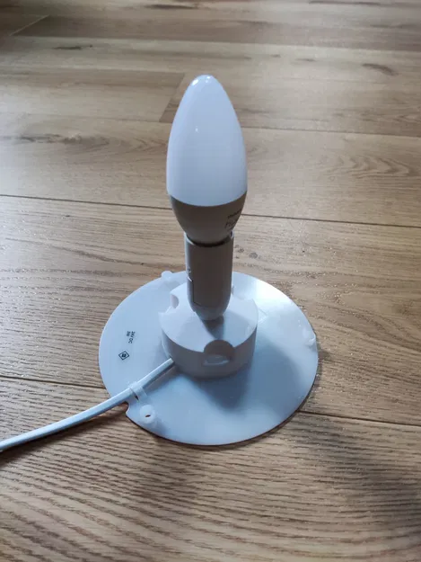 Adapter Ikea Solbo hỗ trợ bóng đèn E14 - Image 3