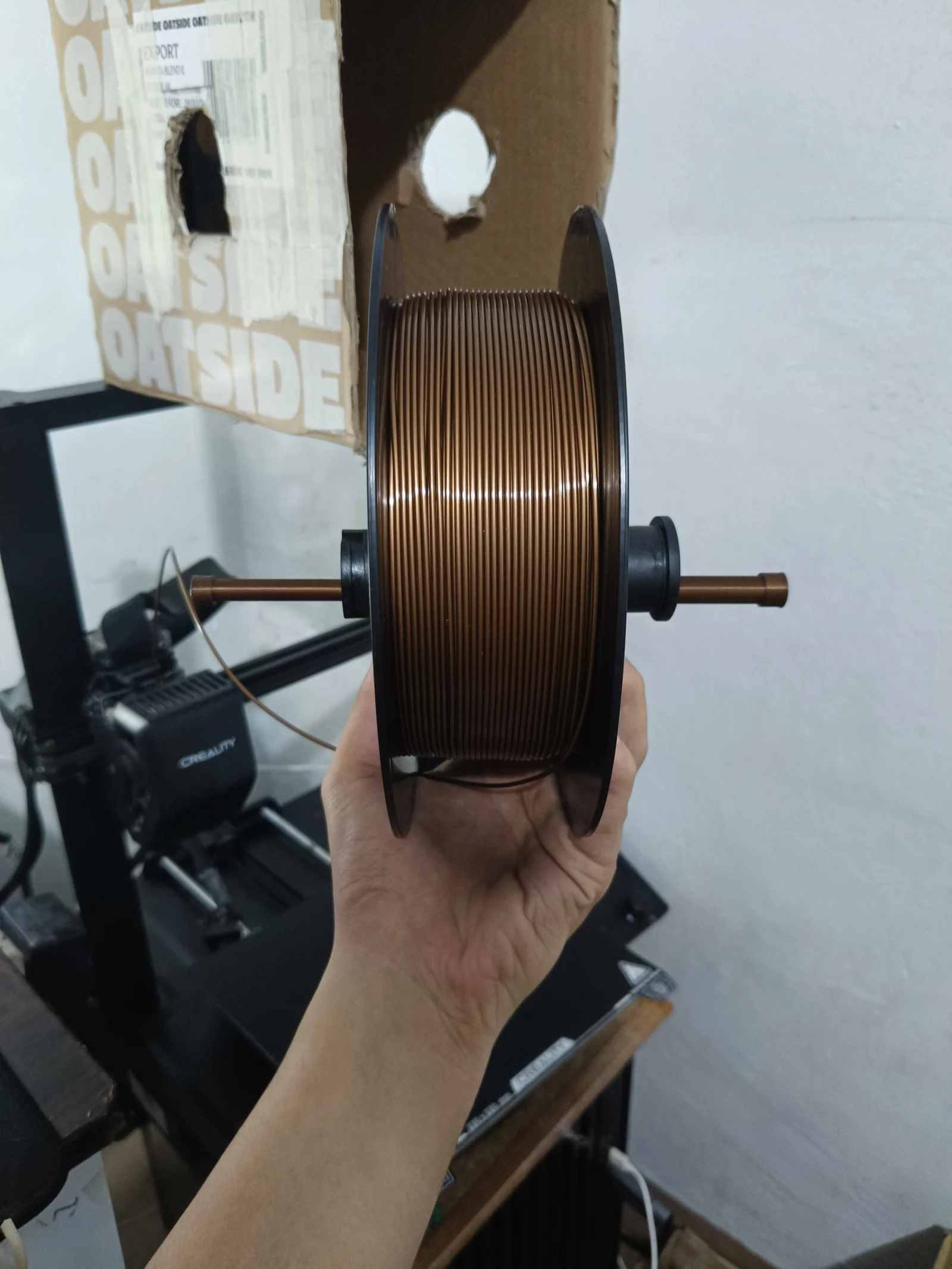 Giá đỡ cuộn filament Ender 3 hướng ra trước – Trục giảm rung 1