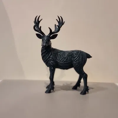 Trang trí hươu uy nghi (Majestic deer decor)