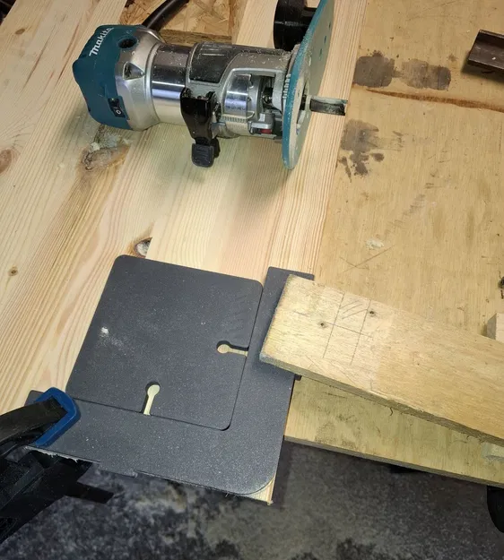 Khuôn phay bán kính cho máy phay cầm tay (Frässchablone für Einhandfräse) - Image 2