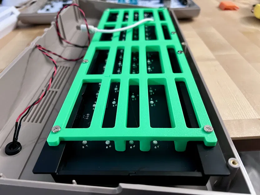 Giằng đỡ bàn phím C64 Ultimate Starlight Edition giảm flex - Image 4