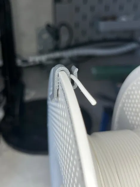 Filament Clip Universal – Kẹp giữ đầu filament trên cuộn spool - Image 2