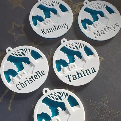 Bóng Noel cá nhân hoá theo tên (hoặc dấu chân)