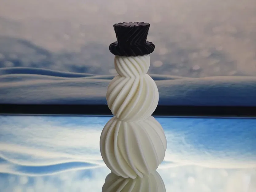 Everydays 036 – Người tuyết xoắn ốc đội mũ chóp - Image 6