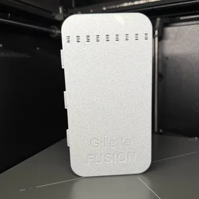 Hộp du lịch dao cạo Gillette Fusion kèm ngăn đầu lưỡi (Print-in-Place, No Supports)