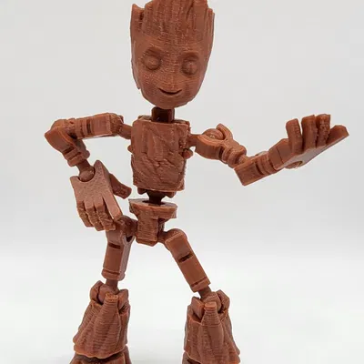 MINI 13: Groot