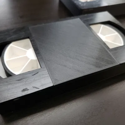 Mini VHS Tape (Băng VHS Mini Có Ngăn Bí Mật)