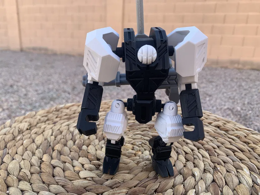 MECH_01 – Mô hình mech đồ chơi poseable với Mini Gun & kiếm - Image 10