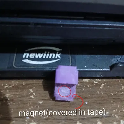 Đầu DSaF William Afton/Dave Miller/Purple Guy cho Dummy 13