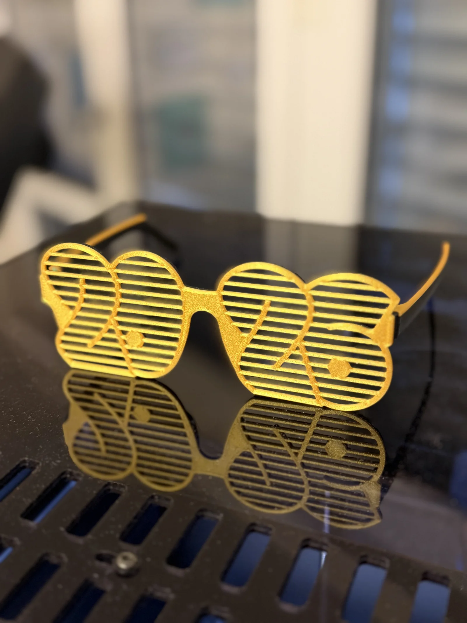 Kính tiệc 2026 (Party glasses 2026) 1