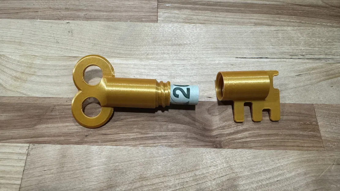 Hộp đựng tiền hình chìa khóa - Image 1