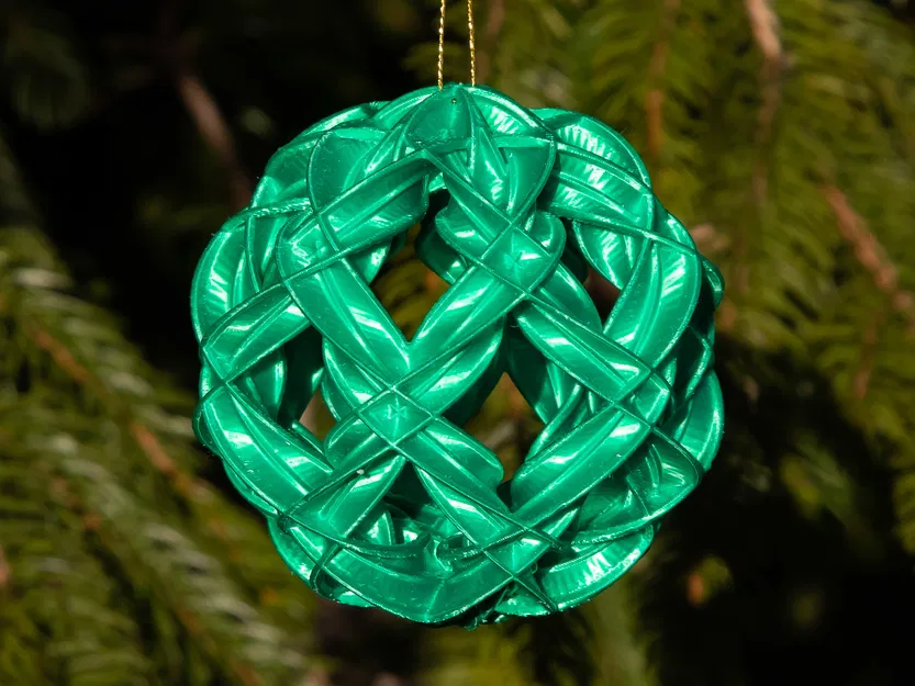 Crazy Christmas Knot 2025 – Nút trang trí Noel siêu “lạ” - Image 1