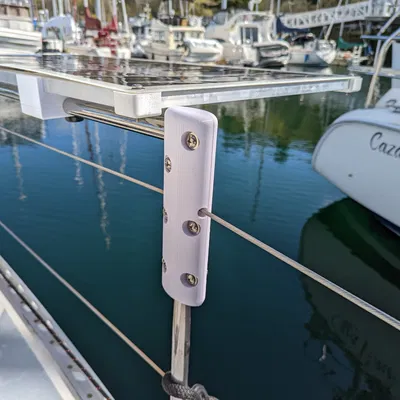 Bát gắn rail và khung cho tấm flexible solar panel