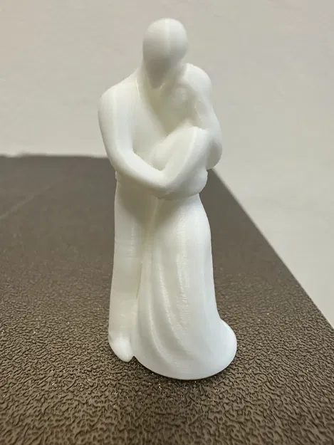 Lovers – Tượng đôi ôm nhau trang trí - Image 3