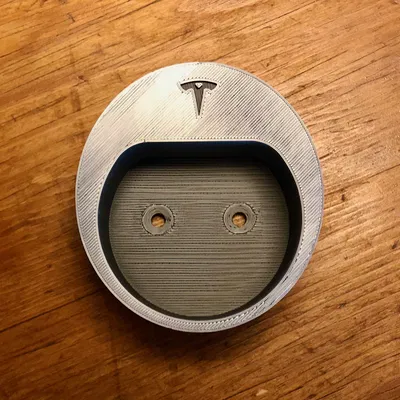 Giá treo tường + gọn dây cho phích cắm xe điện Type 2 (có logo/không logo)