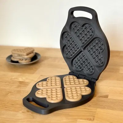 Máy Nướng Waffle Trái Tim – cho thợ làm bánh nhí & ba mẹ mê DIY