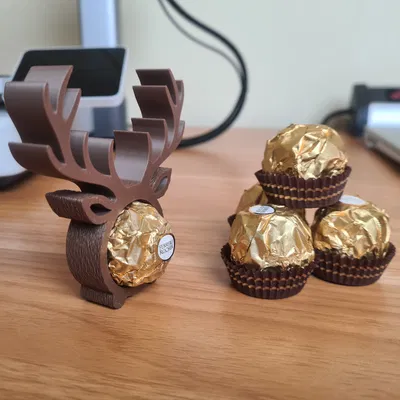 Tuần lộc Ferrero Rocher (Ferrero Rocher Reindeer)