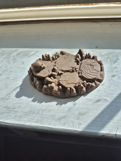 Một đế đá khác (Another rock base) - Image 1