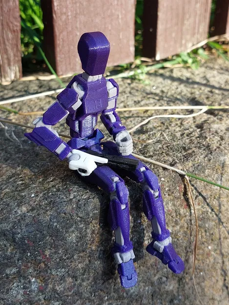 Bàn tay Dummy 13 cầm súng an toàn (trigger safe) - Image 4