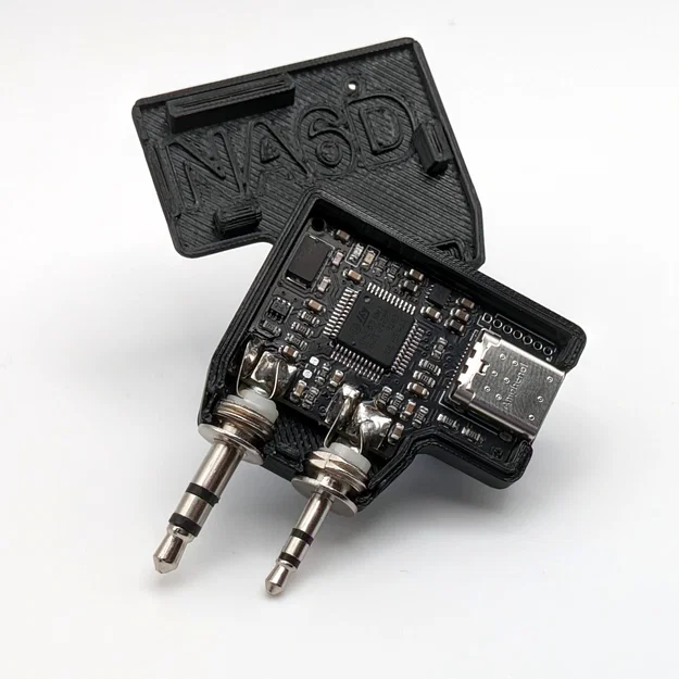 AIOC Slim Case – Vỏ mỏng, chắc cho All-in-one Cable (AIOC) - Image 3