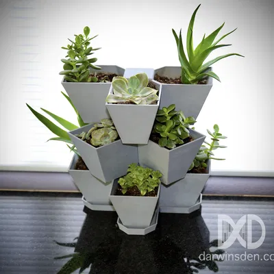 Chậu Trồng Cây Dạng Đứng Xếp Tầng (Vertical Stackable Planter)