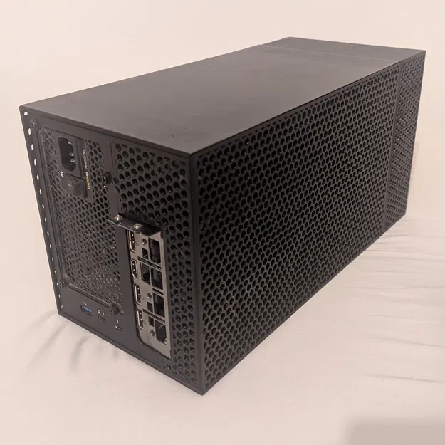 Vỏ case enclosure eGPU TH3P4G3 - Image 1
