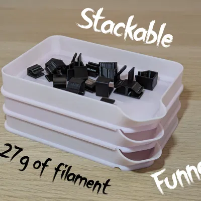 Khay phân loại xếp chồng kèm phễu (Stackable sorting tray with funnel)