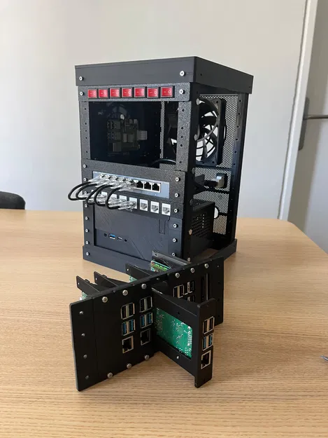 Microlab 2 - Mini Modular Home Server Rack - Image 4