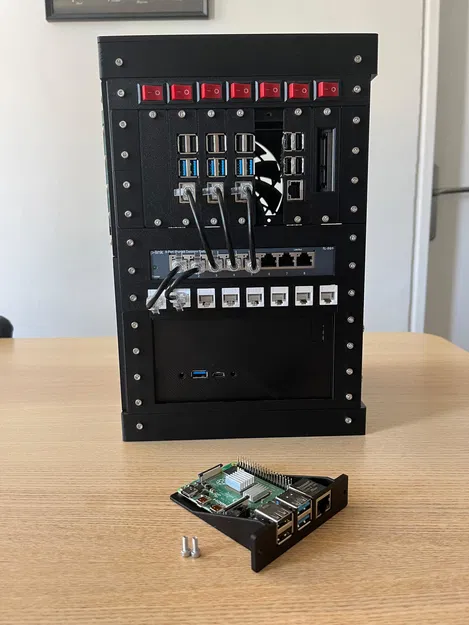 Microlab 2 - Mini Modular Home Server Rack - Image 5