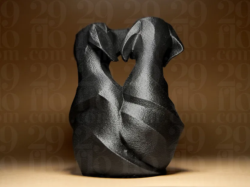 Hai Chú Labrador Đang Yêu (Two Labradors in Love) - Image 3